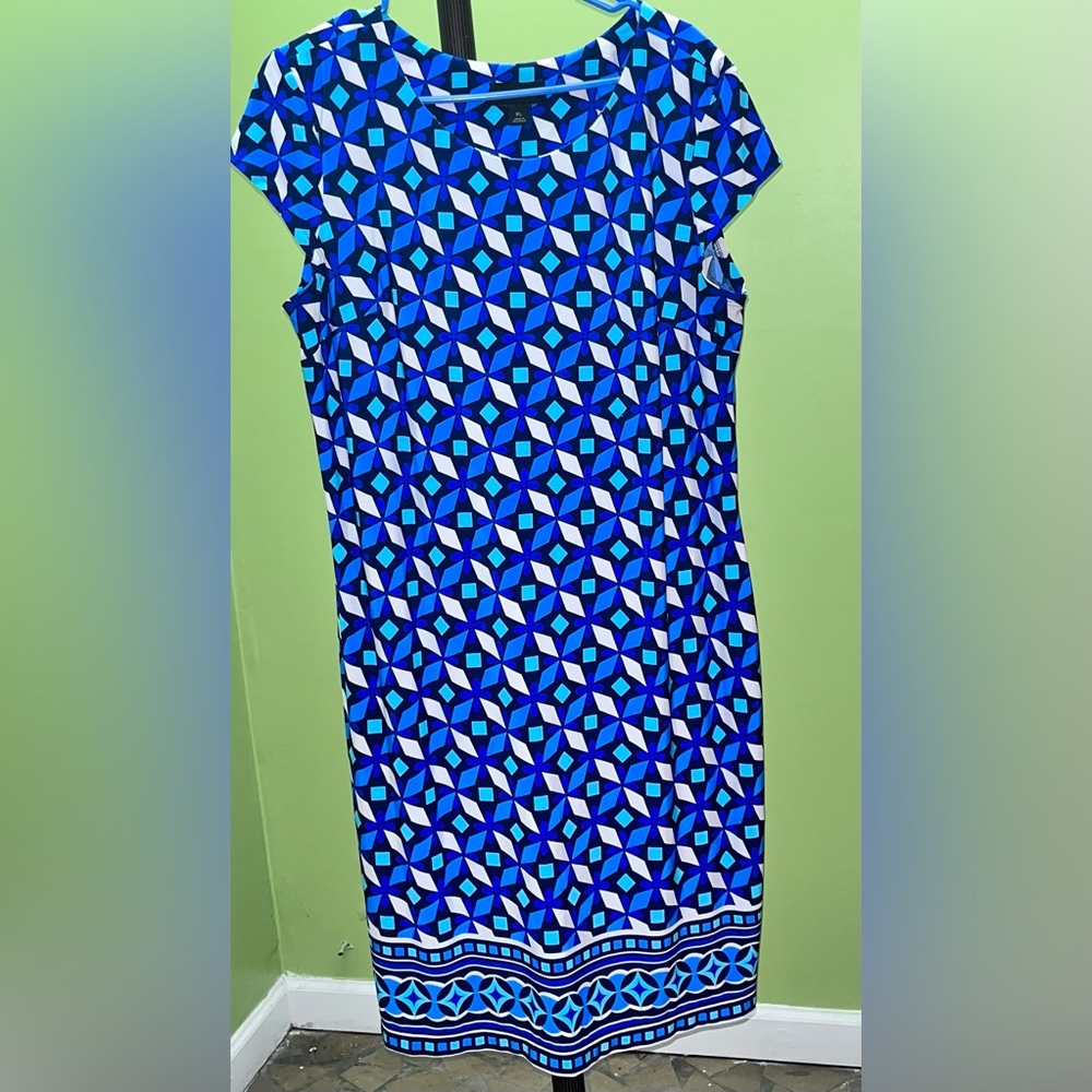 Liz Claiborne Blue Geometric Dress